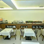 Hotel Lazaro Podgorica