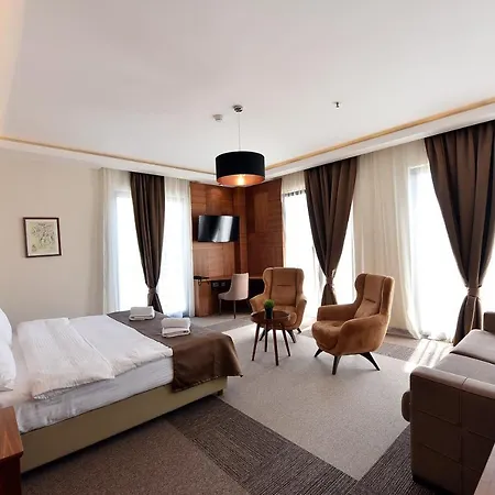 Szálloda Lazaro 4*