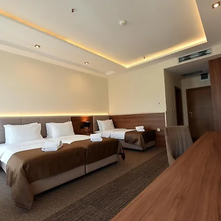 Hotel Lazaro Podgorica