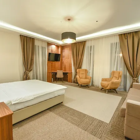 Lazaro Отель