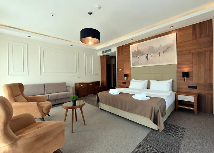 Lazaro 波德戈里察